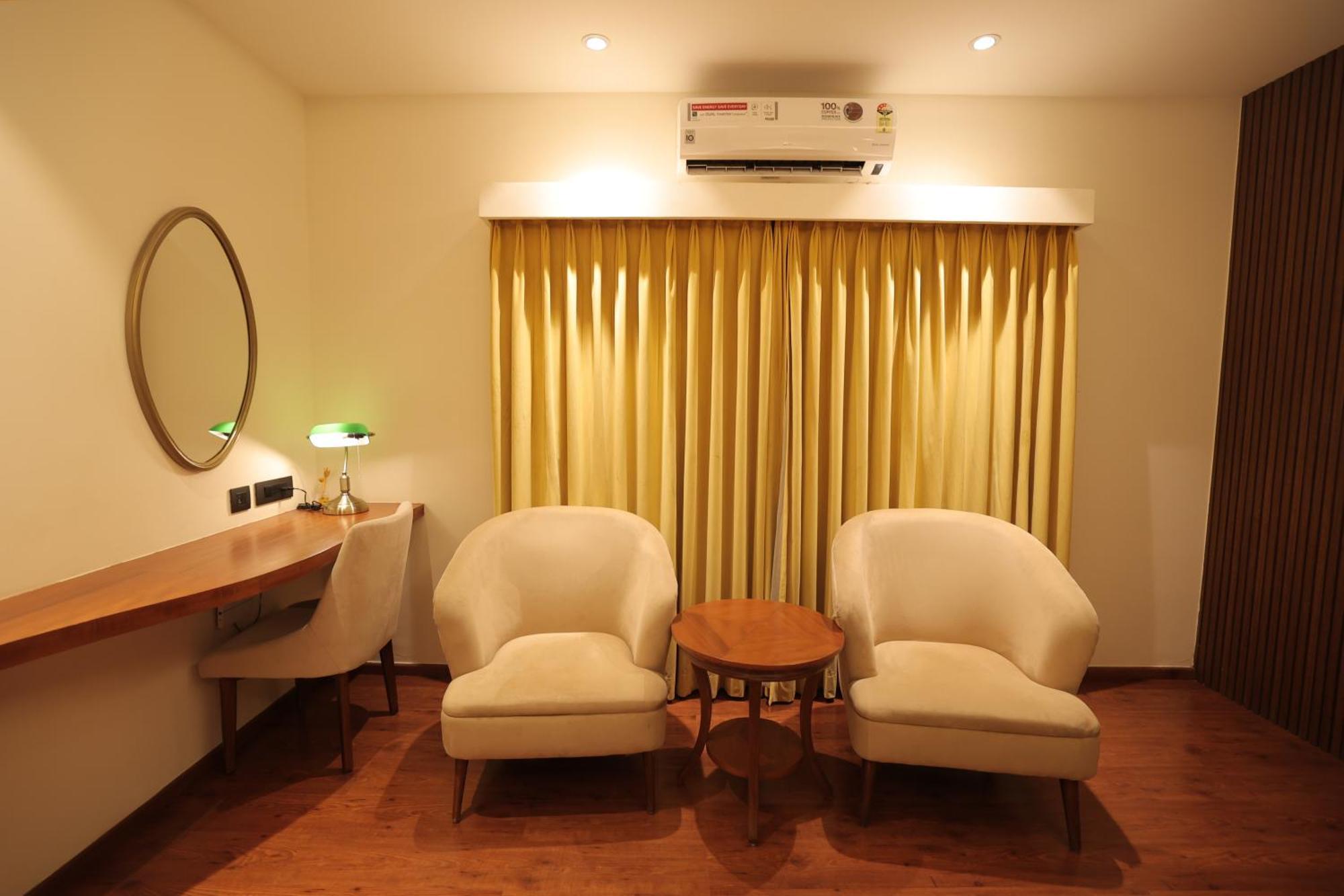 Poppys Vista Hotel Thirumurugan Poondi Ngoại thất bức ảnh