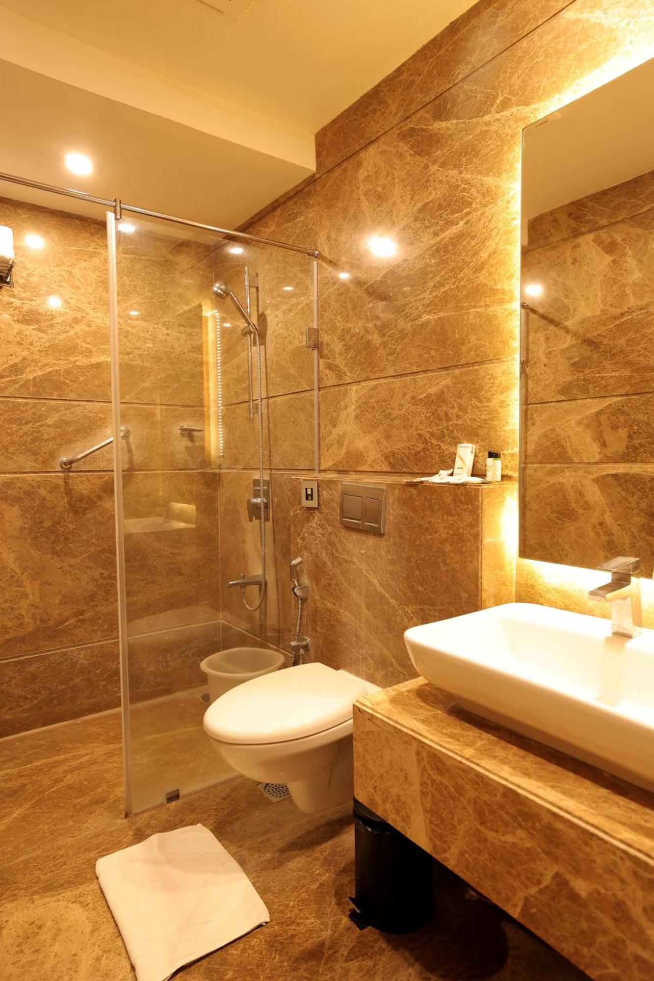 Poppys Vista Hotel Thirumurugan Poondi Ngoại thất bức ảnh