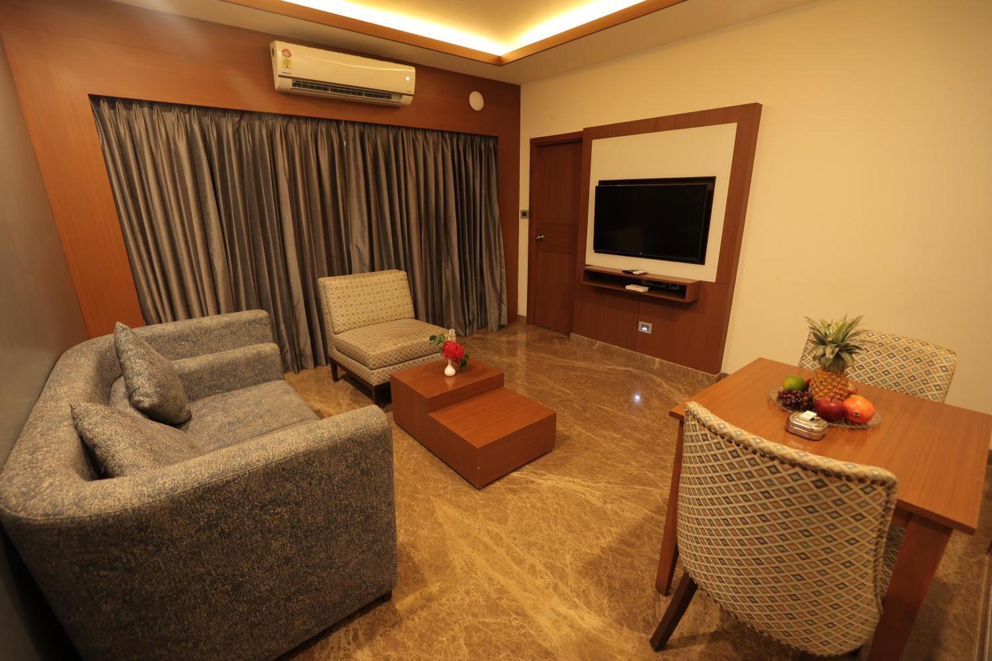 Poppys Vista Hotel Thirumurugan Poondi Ngoại thất bức ảnh